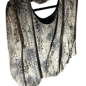 Snakeskin lined Print Sheer Blouse
